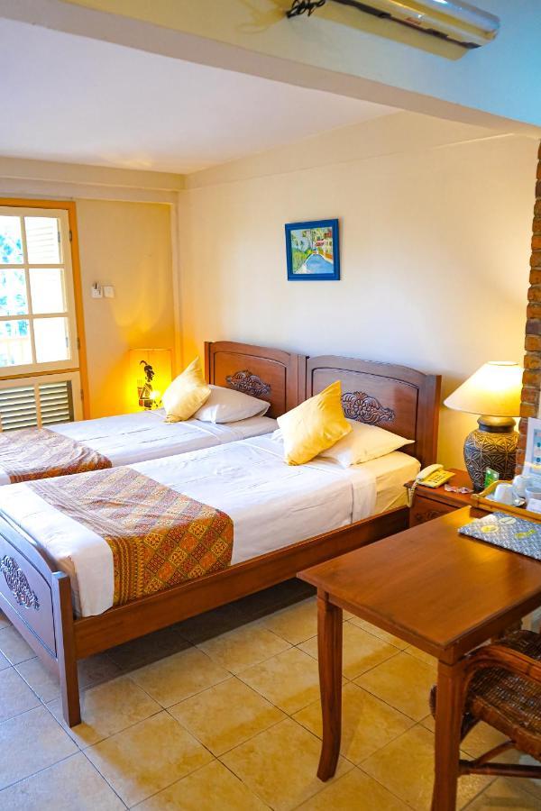Deluxe Cottage,1542564337:JPEG